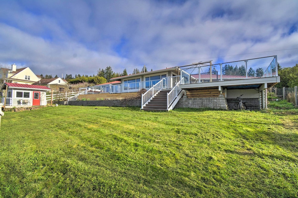 Breathtaking Port Ludlow Home w/ Deck & Yard view 5