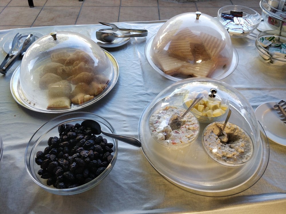Alianthos Suites