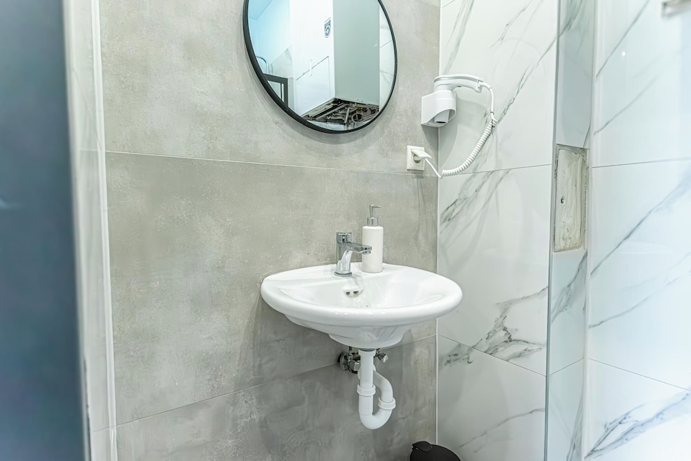 9BR Apts in the Heart of Vienna