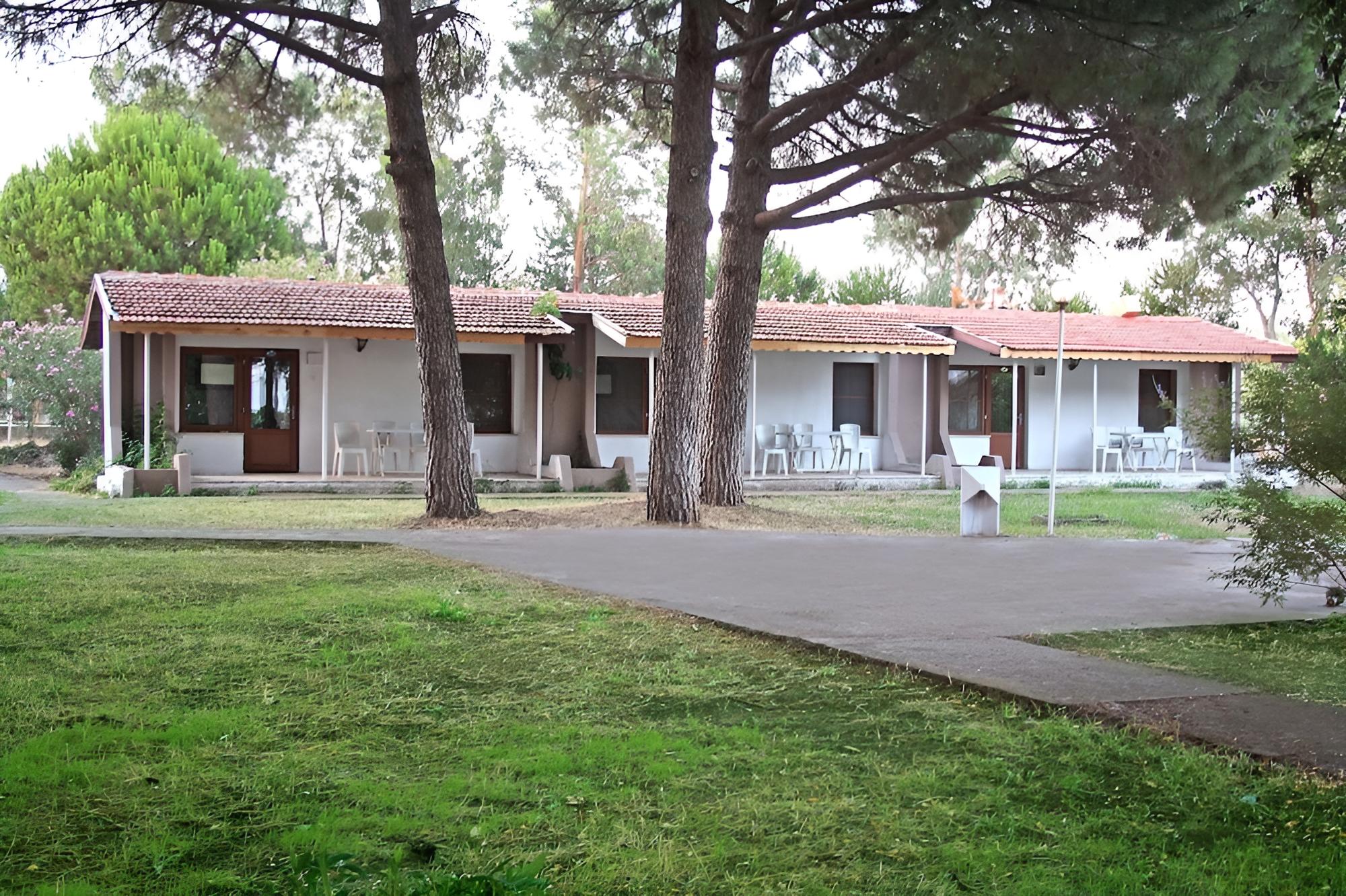 AKCAY PINEA CLUB