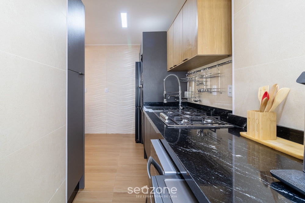 Beautiful 2 Bedroom Apartment in Itacorubi Rlz0301