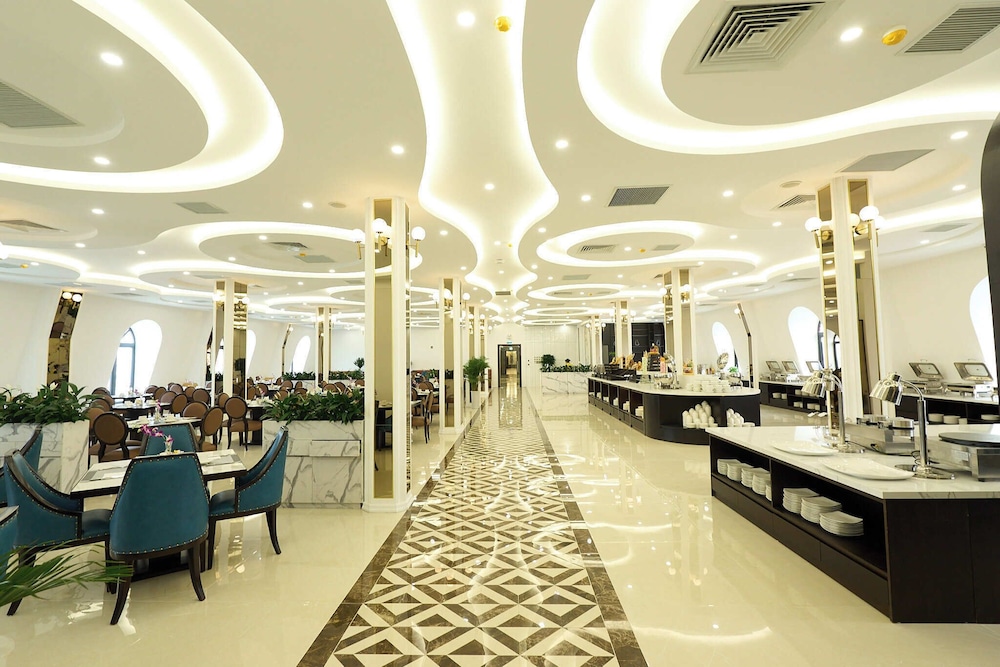 Adamo Hotel Hung Yen