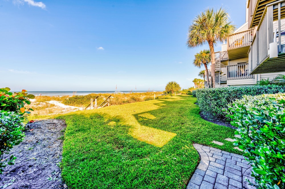 Pelican Pointe 4C