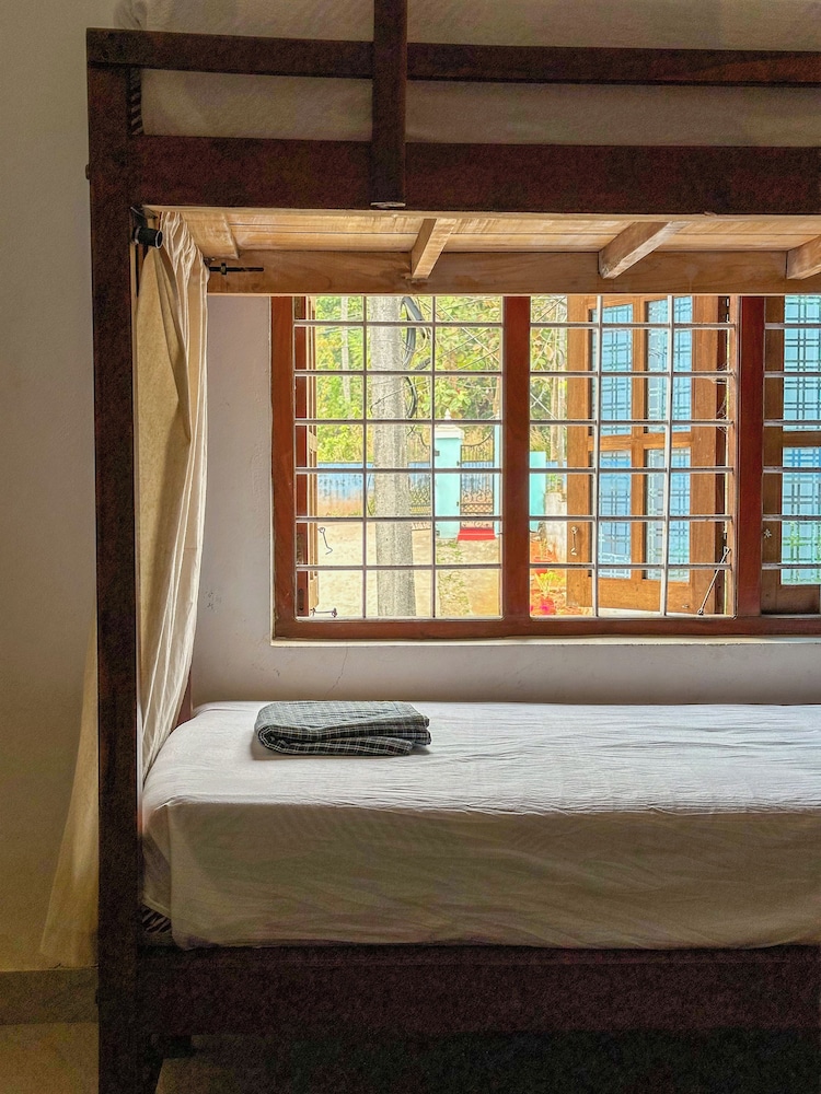 Molly's Hostel