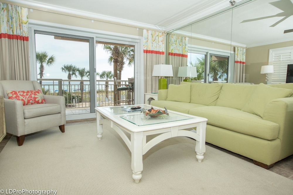 Destin Towers by Holiday Isle