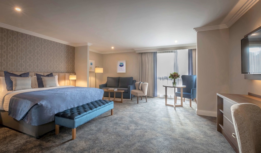 Limerick Vacations - Castletroy Park Hotel Suites - Property Image 5