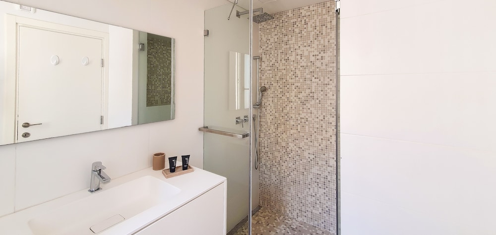 Beautiful Apt Neve Tzedek Terrace N11