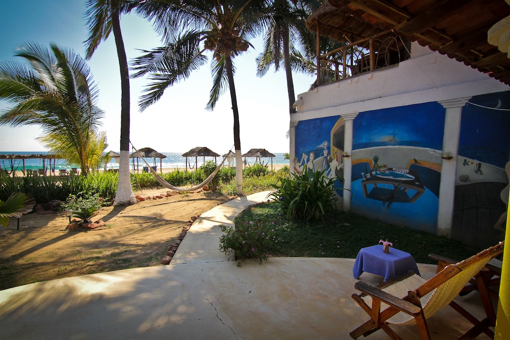 Small Luxury Hotel, Hideaway Near Acapulco on the Beach view 2