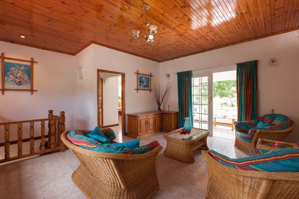 Villa Confort photo 2