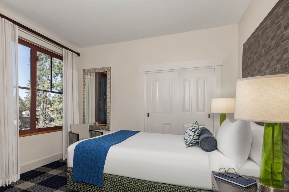 Lake Tahoe Vacations - Marriott Grand Residence Club, Lake Tahoe - 1 to 3 bedrooms Pent - Property Image 17
