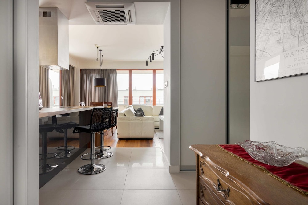 Hlonda Deluxe Apartment with Terrace view 2