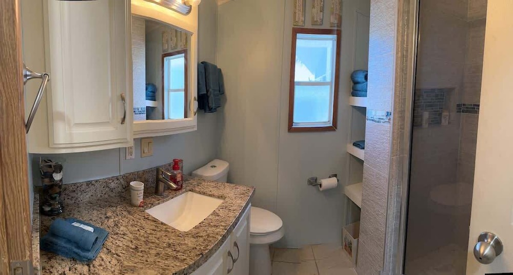 Lovely Cozy Cottage-pet Friendly