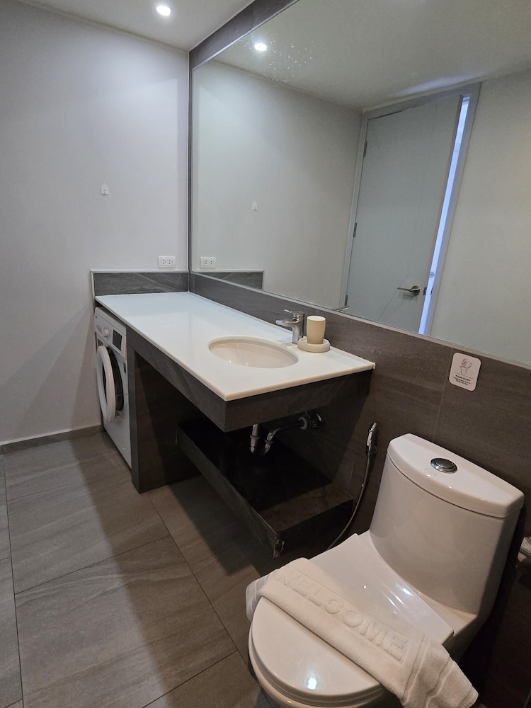 Coastal Comfort 2 Bed T2-617