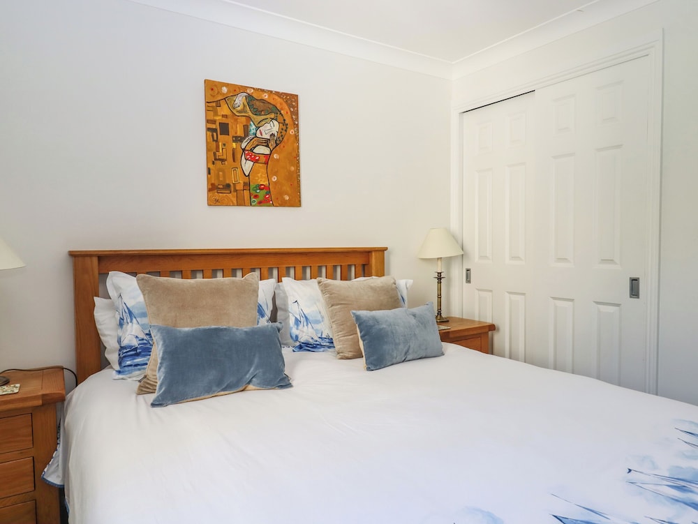 14 Burgh Island Causeway