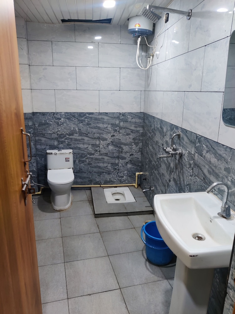 Hotel Doon Lotus