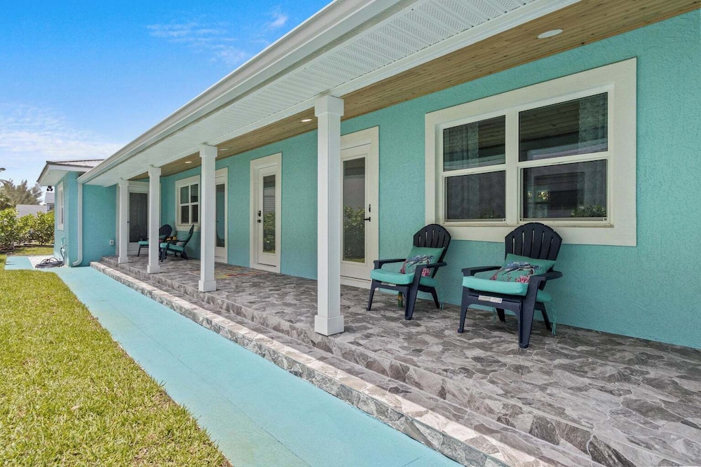 Ocean Drive Villas- Unit A