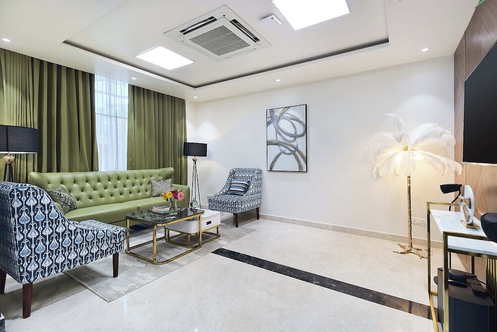 GoSavvy Executive Residences - Three Bedroom