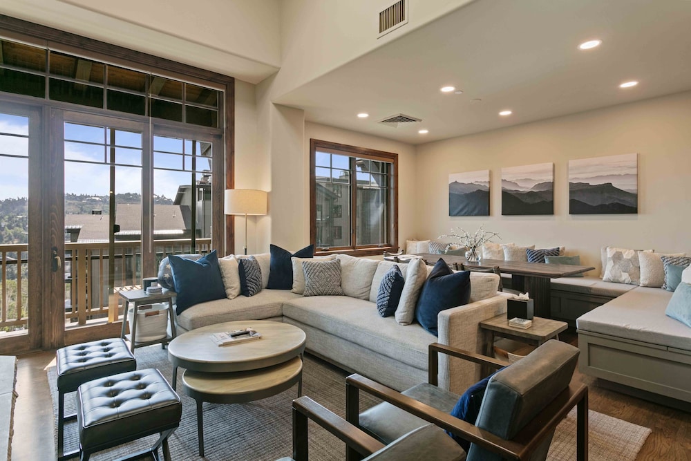 706 - Three Bedroom Deluxe Silver Strike 3 Condo
