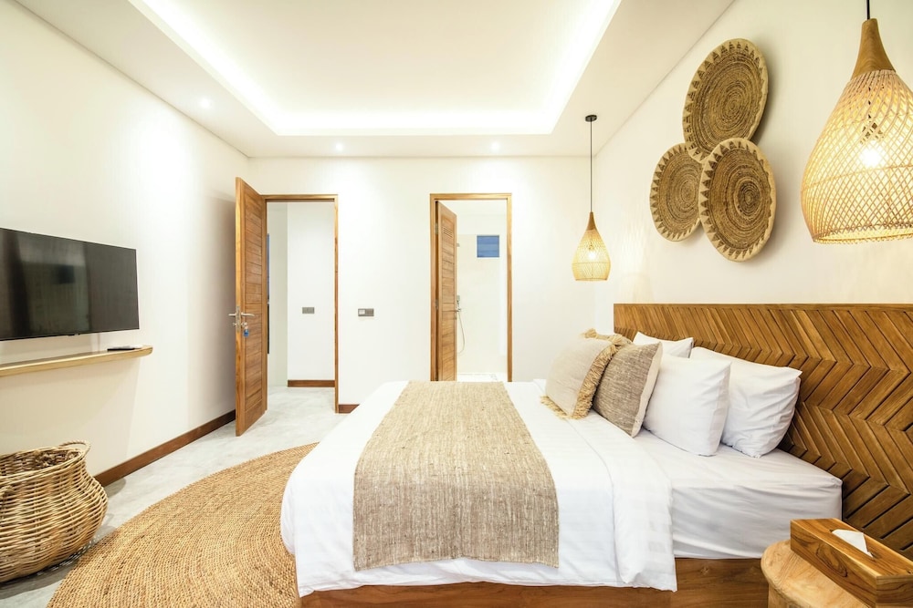 Brand New 4br Villa 400 to Finns Canggu