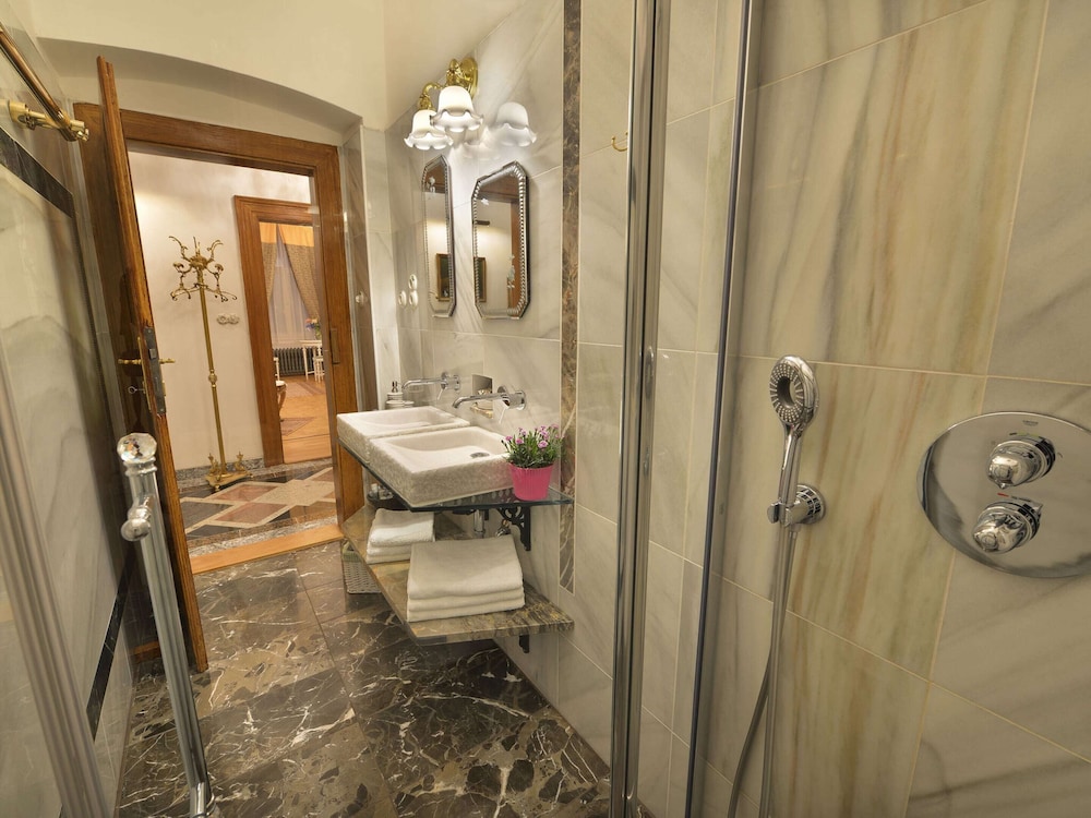 Charming Prague Downtown Flat