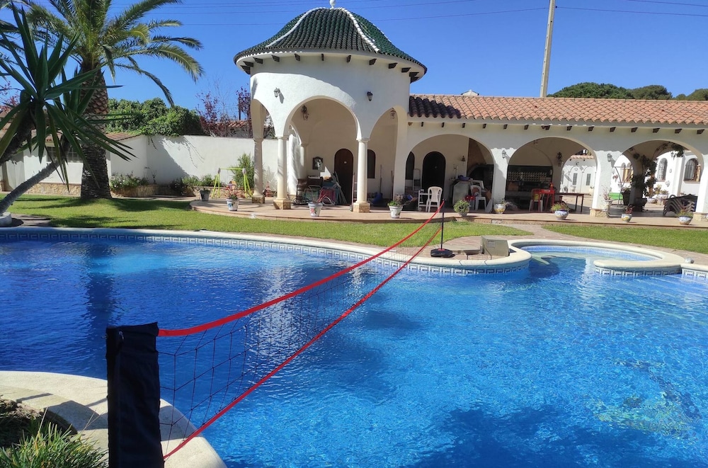 Villa Balneari Resort Casa Vacances Per Famílies Chalet Casa Rural