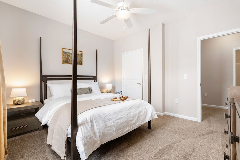 New Albany Hideaway Attached Garage 1st Floor