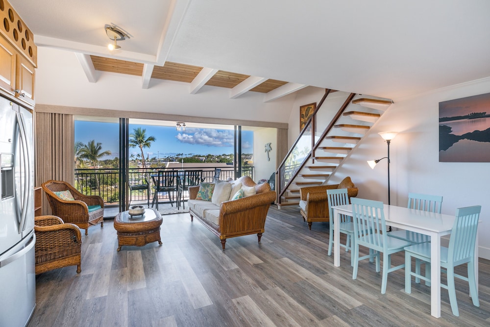 Kona Alii Penthouse 710 2 Bedroom Condo