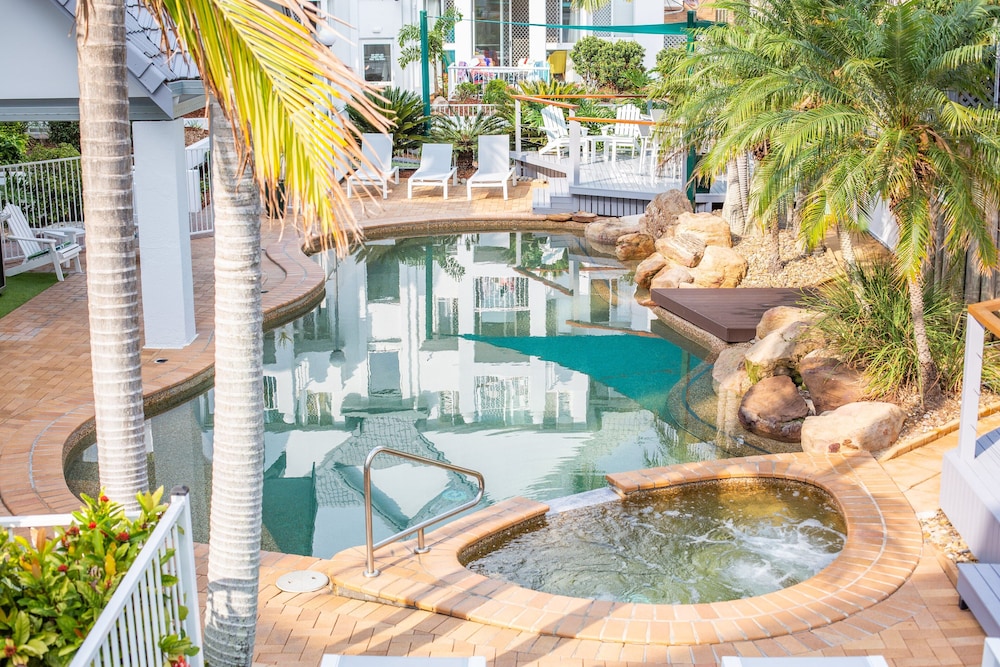 Coolangatta Vacations - The Bay Apartments - Property Image 11