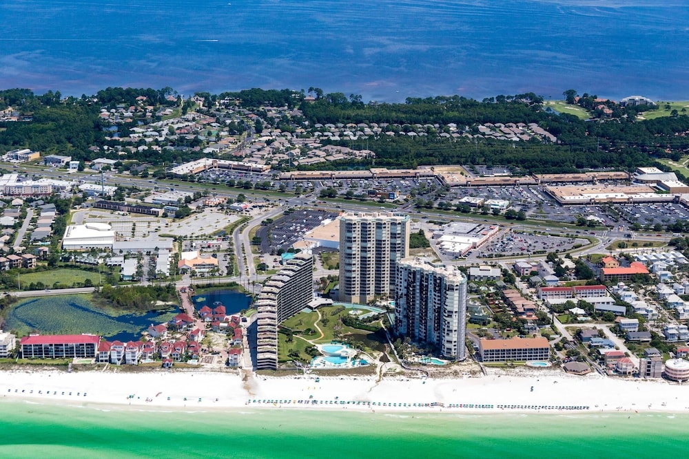 Edgewater #1007