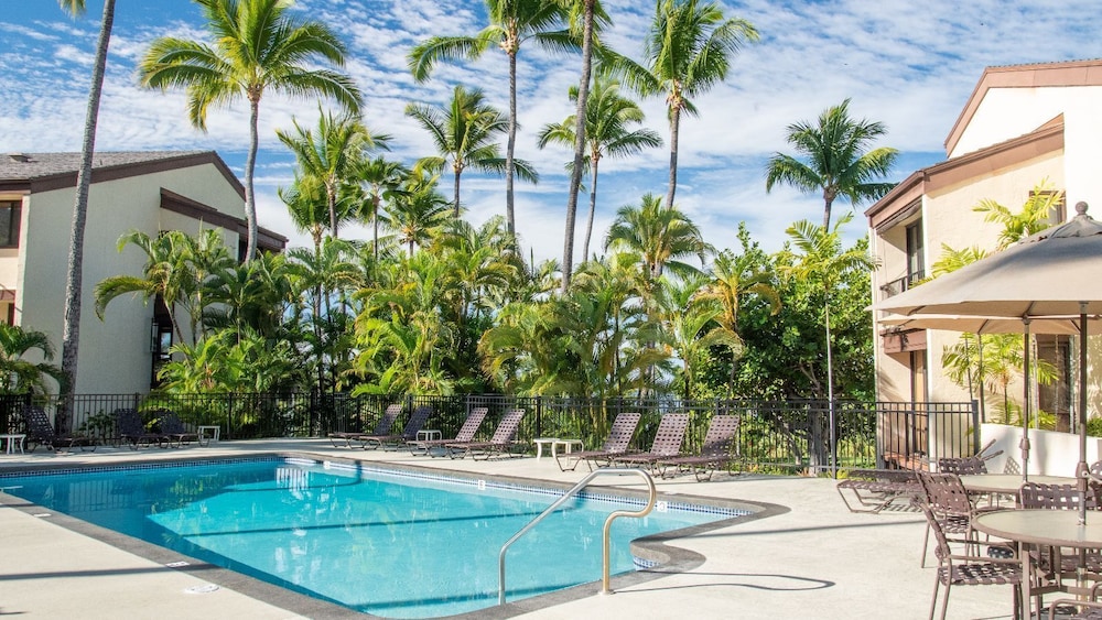 Upgraded 2BD Plus Loft - Amazing Golf & Ocean Views - In-unit AC - Vrkcv