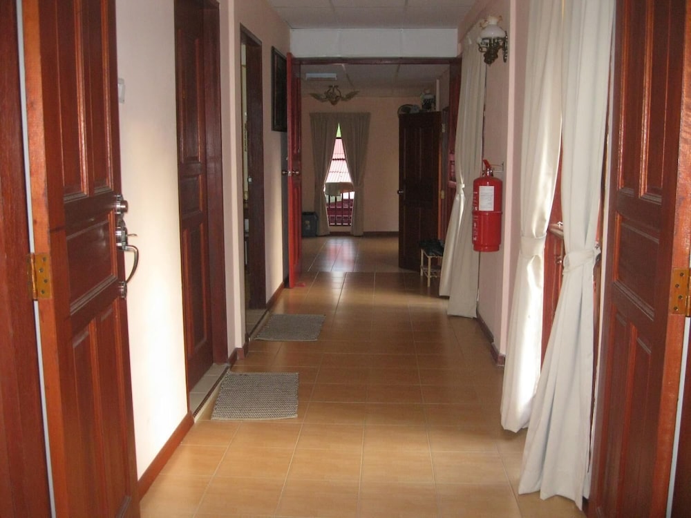 Traders Villa