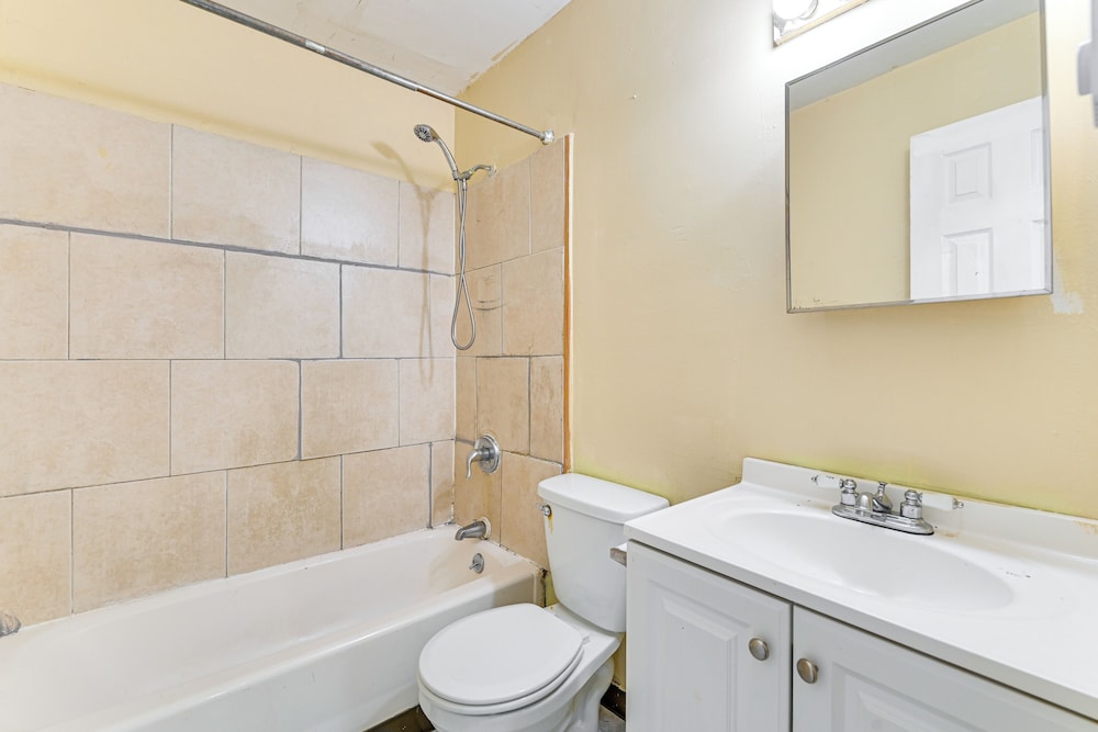 Near Hospitals: Home w/ Yard in Albany!