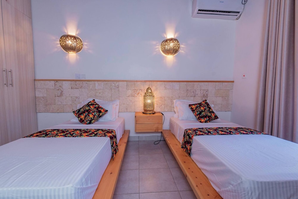 Luxurious Diani Beach Villa With Private Pool