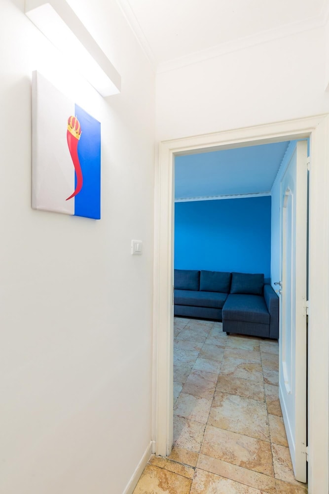 Crispi 36 - Cozy Flat and Terrace by Napoliapartments