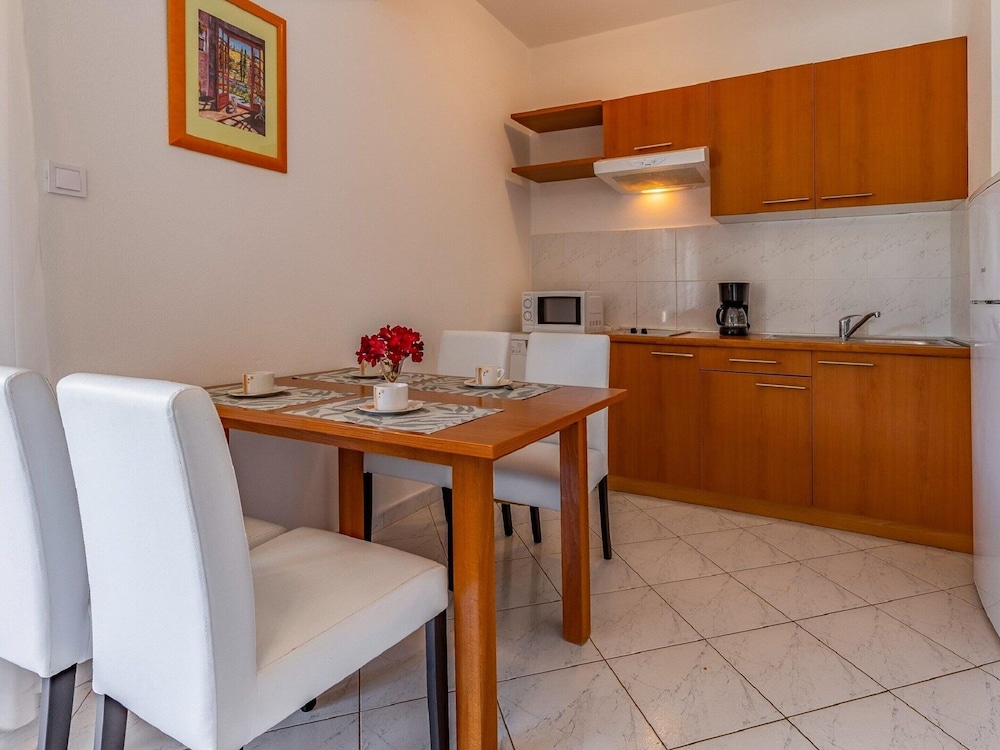 Two Brothers Guesthouse