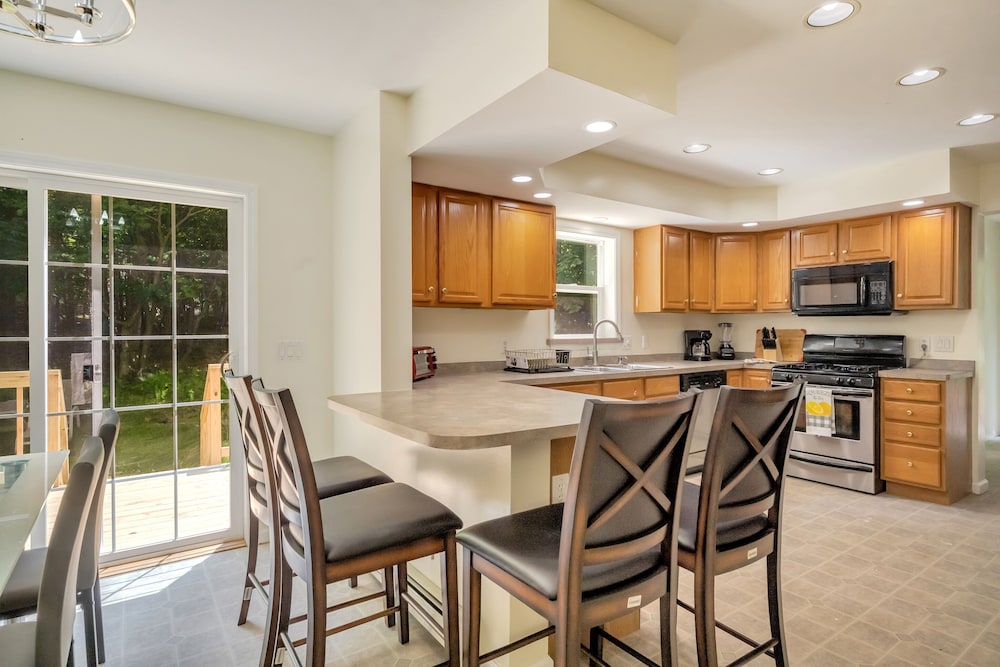 2900sqft villa near ski  snowboarding - Property Image 16