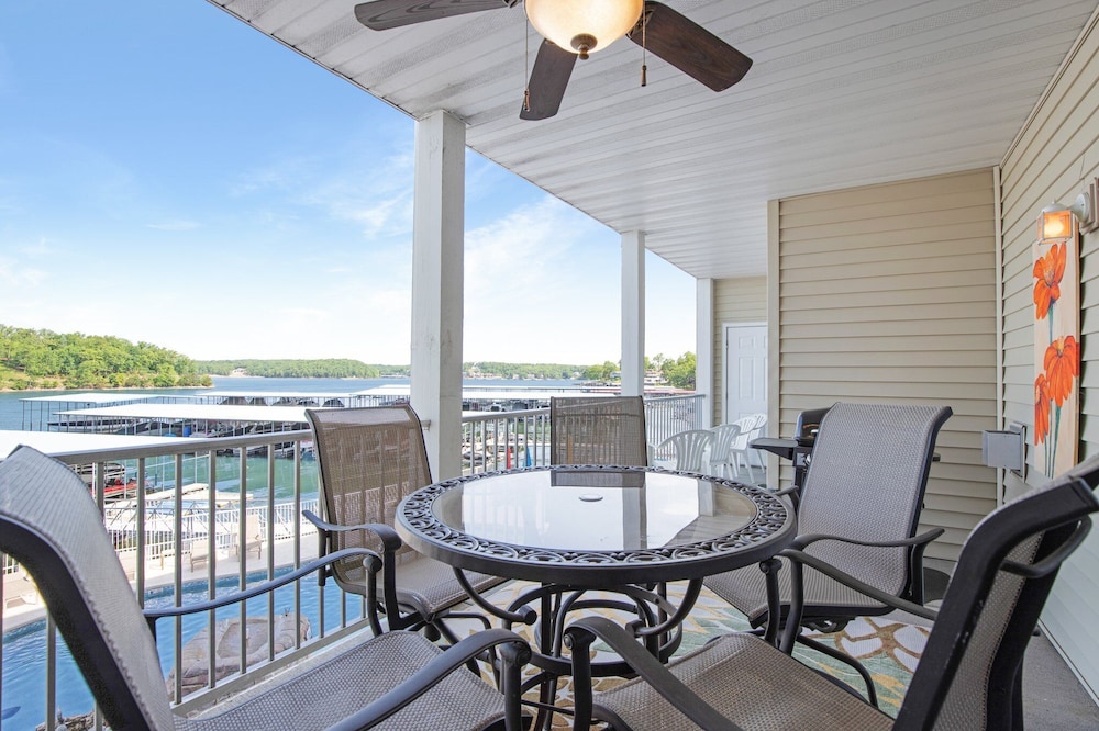Experience Lakeside Living at Its Finest: Stunning Views and Prime Location!