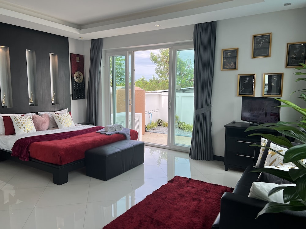 Premium Pool Villas Pattaya