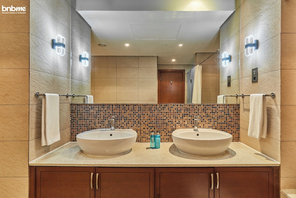 Marina Residence - 1108