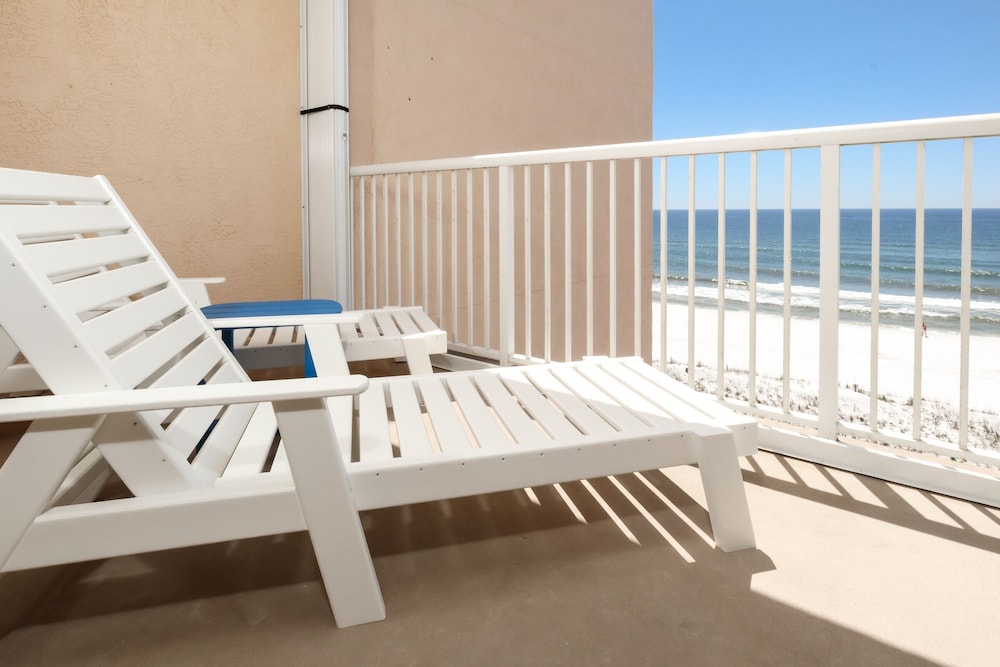 Islander 6004 by Brooks and Shorey Resorts