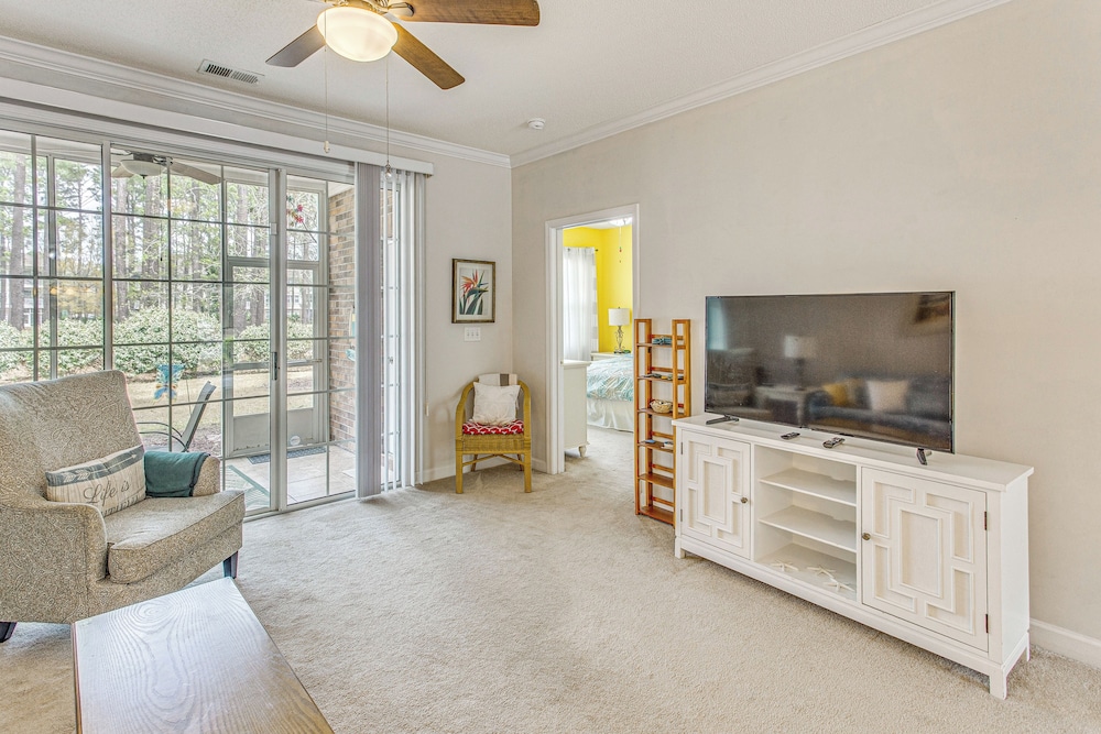 Resort Pool & Golf: Centrally Located NMB Retreat!