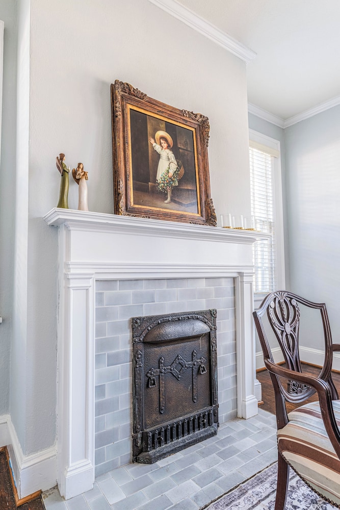 Cozy Martin House in Columbus - 3BR