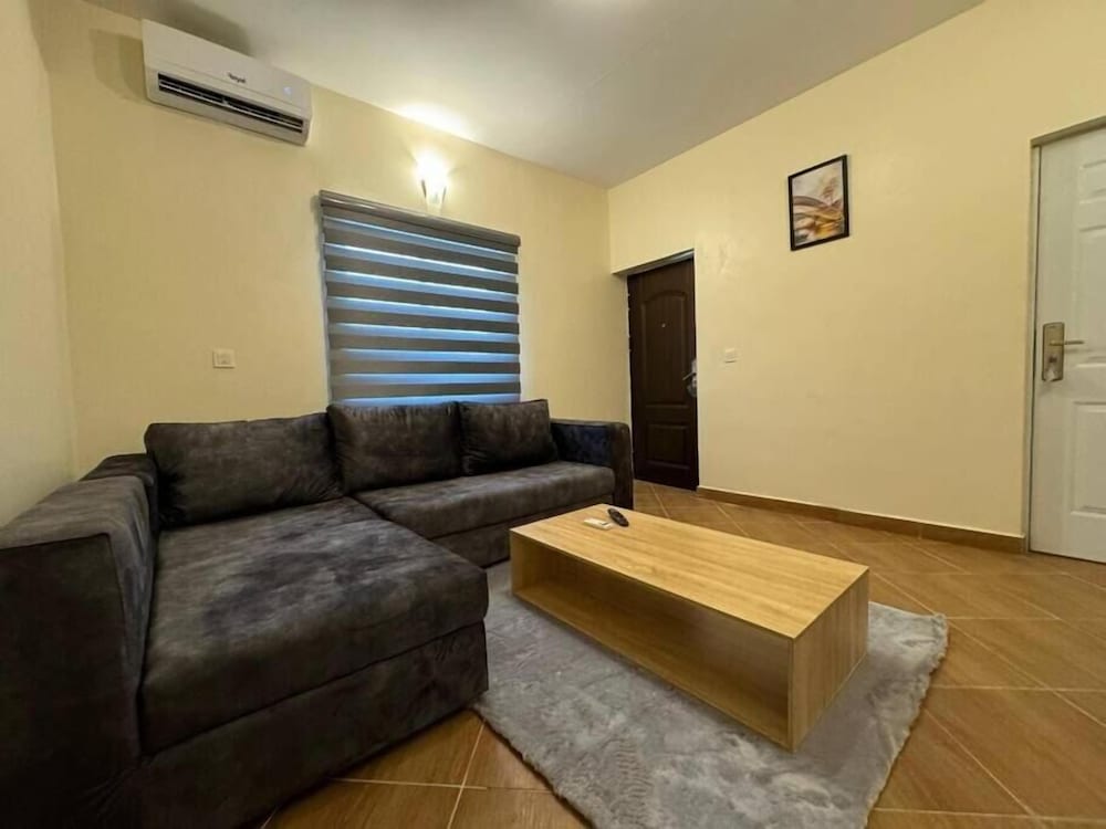 The Pines Court Apartment
