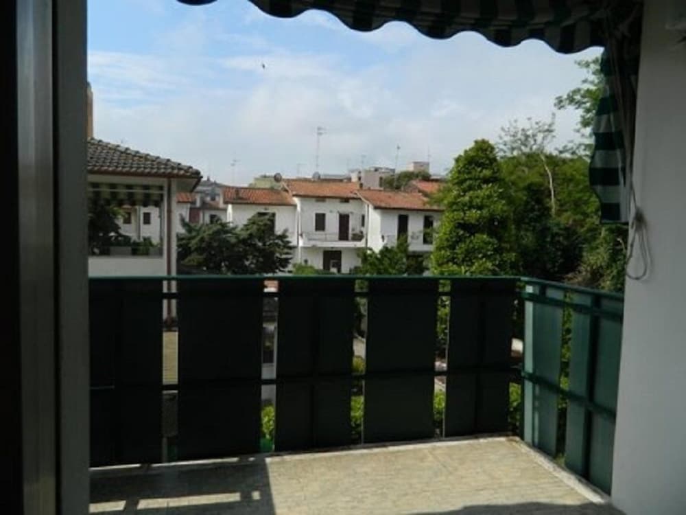 Belvedere 4