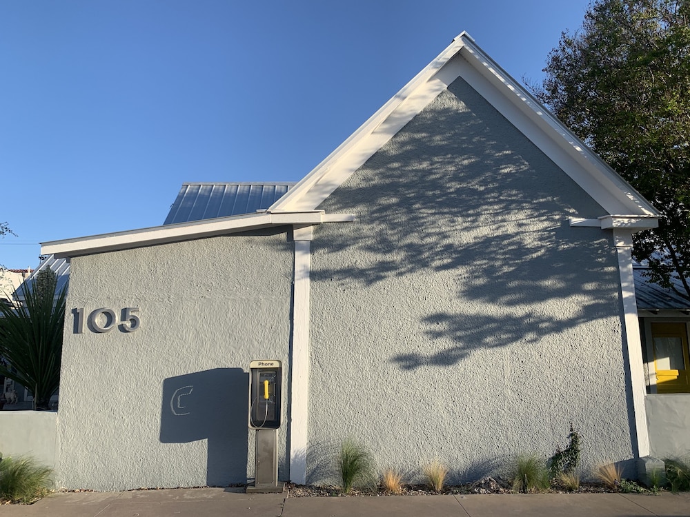 The Lincoln Marfa