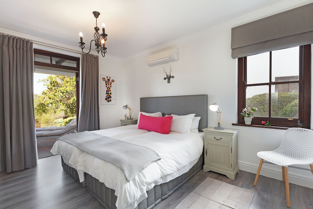 Winelands Golf Lodges at De Zalze
