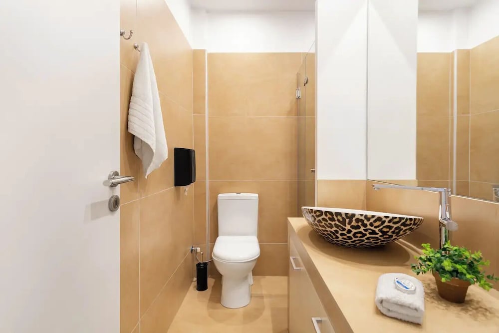 Stylish apt steps from Acropolis by GHH