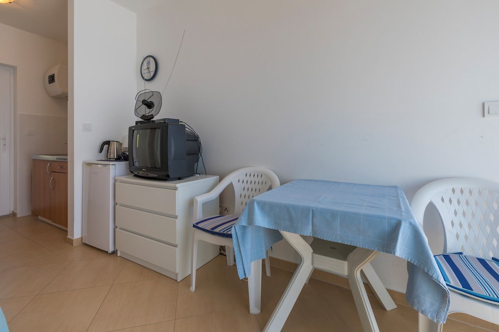 Apartment Mirta 1