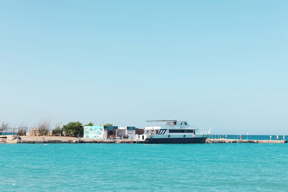 Hostmark aqua vista