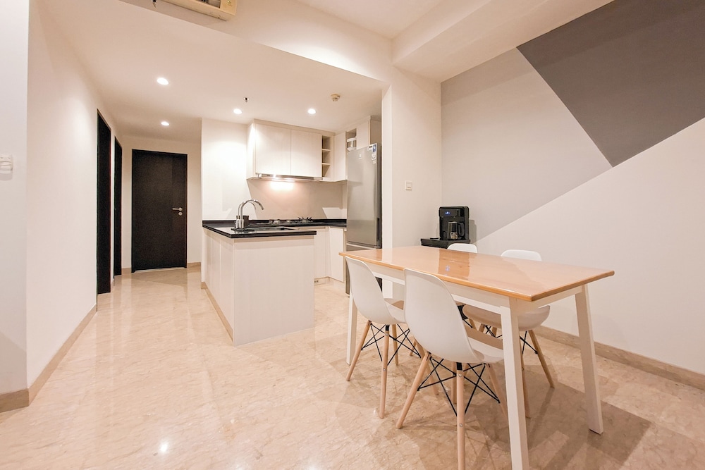 Great Choice 2Br At Branz Bsd City Apartment